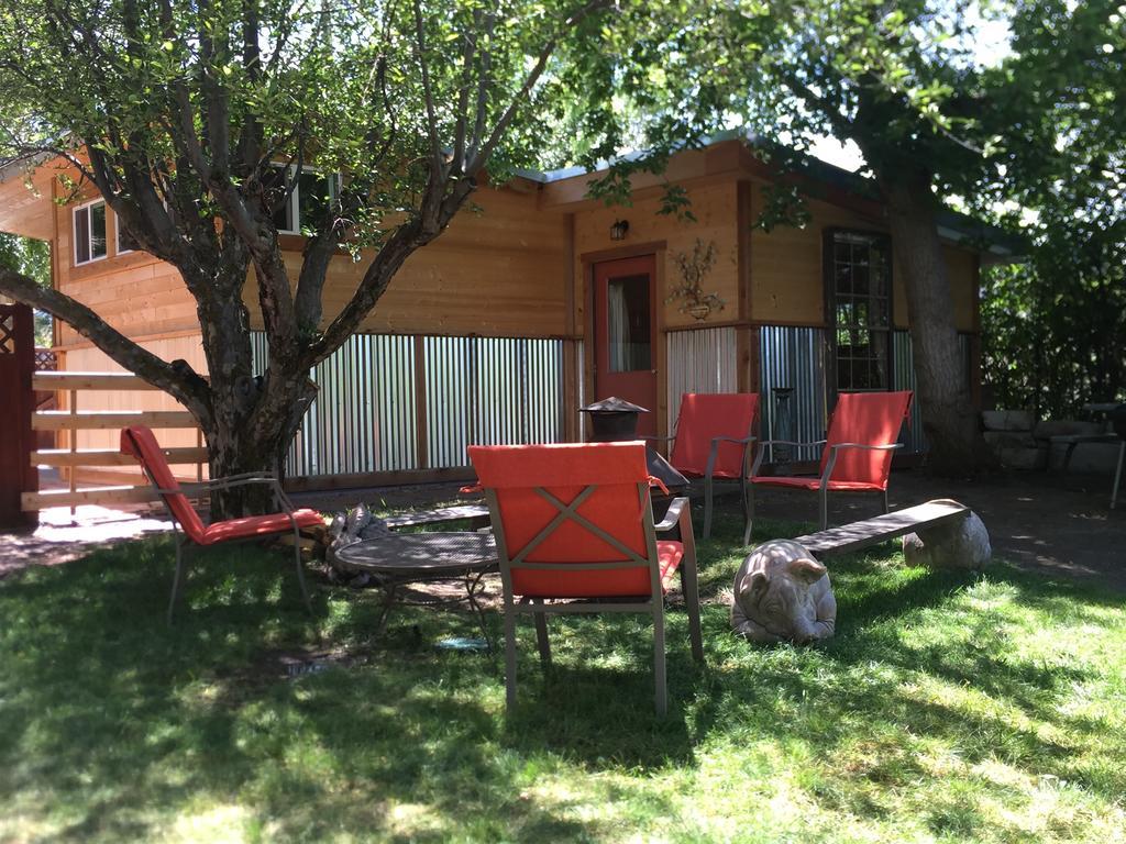 Lava Hideout Cabins Villa Lava Hot Springs Exterior photo